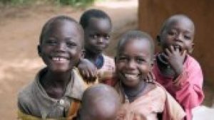 80 деца освободени от лагери на терористи в Уганда