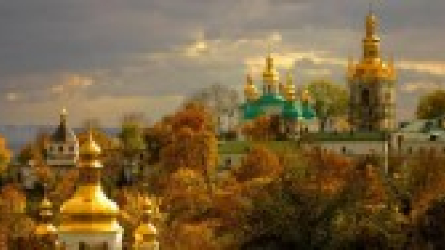 Украйна поема контрола над известна катедрала