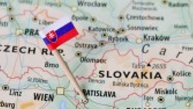 Напрежение между християнските партии в Словакия