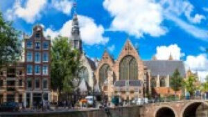 Повечето холандци нямат доверие в църквите
