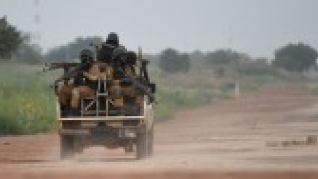 10 жертви след нападение на джихадисти  в Буркина Фасо