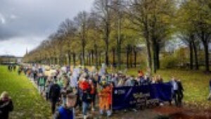 Хиляди на поход за живота в Нидерландия